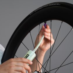 Dynamic Bike Care Sealant Injector Hector the Injector